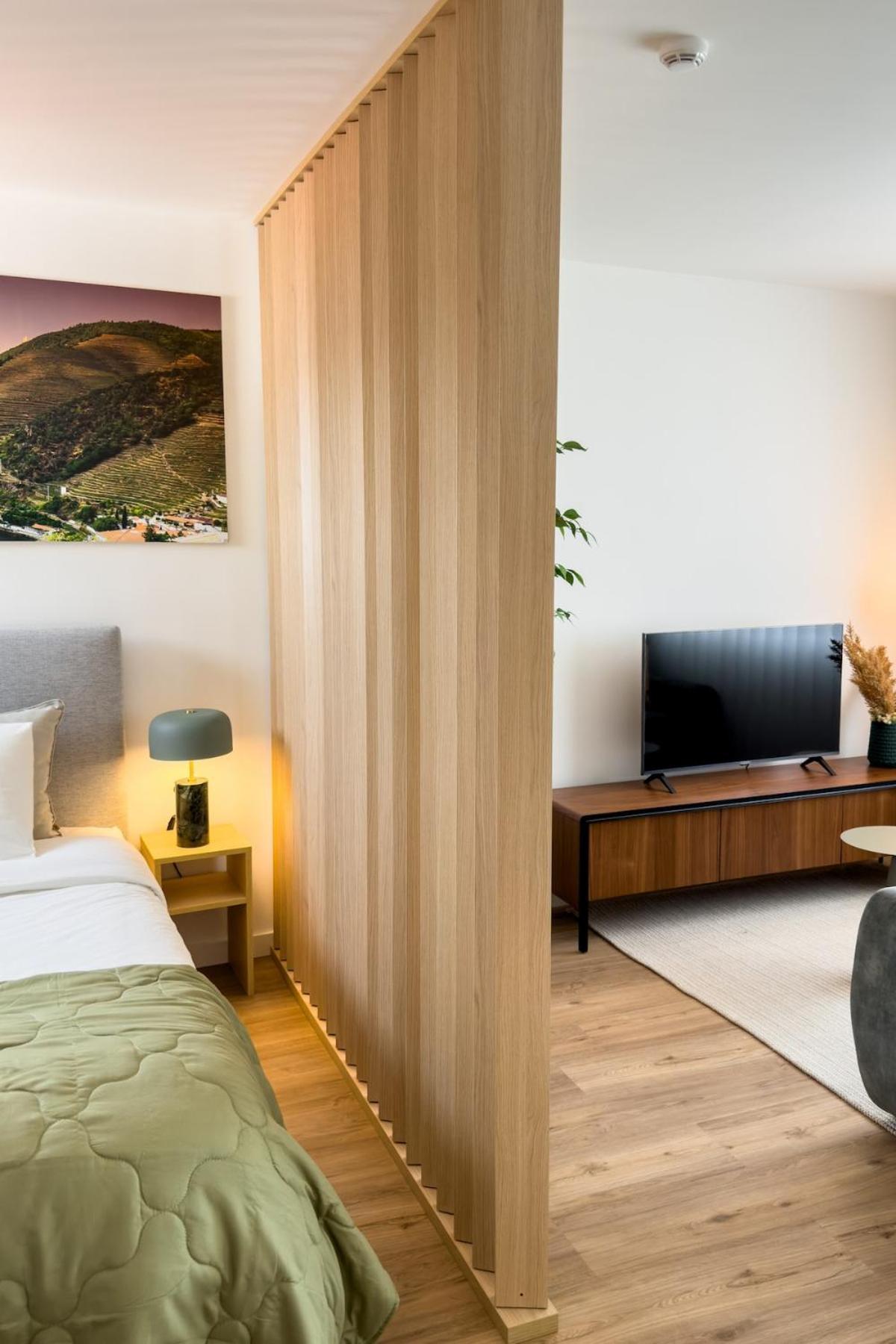 Lighthouse By Mymoradia I Vue & Elegance A Apartament